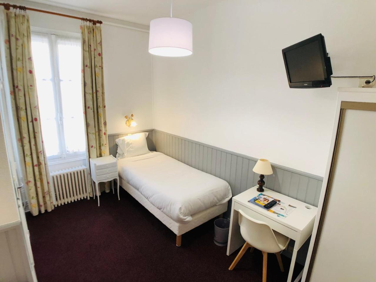 Cit'Hotel Le Volney 쏘뮤흐 외부 사진