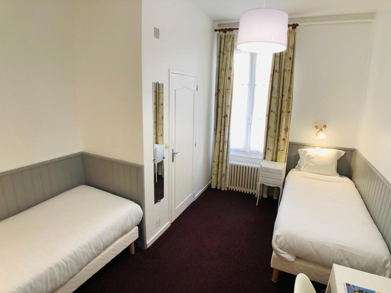Cit'Hotel Le Volney 쏘뮤흐 외부 사진