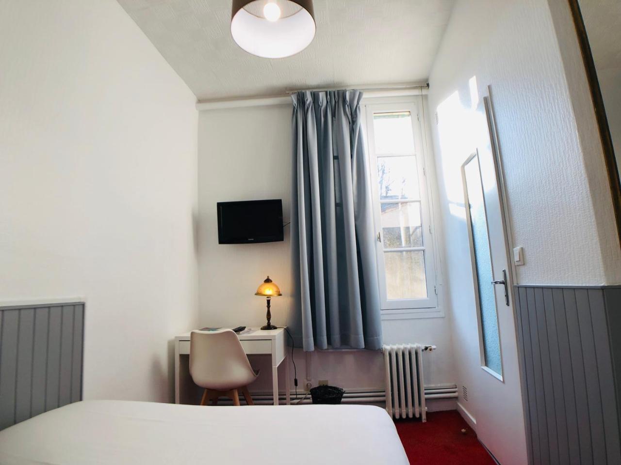 Cit'Hotel Le Volney 쏘뮤흐 외부 사진