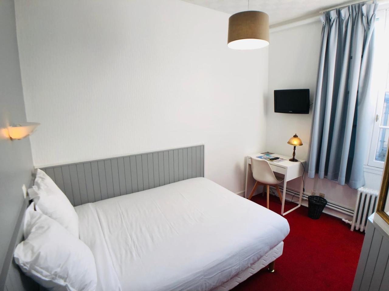 Cit'Hotel Le Volney 쏘뮤흐 외부 사진