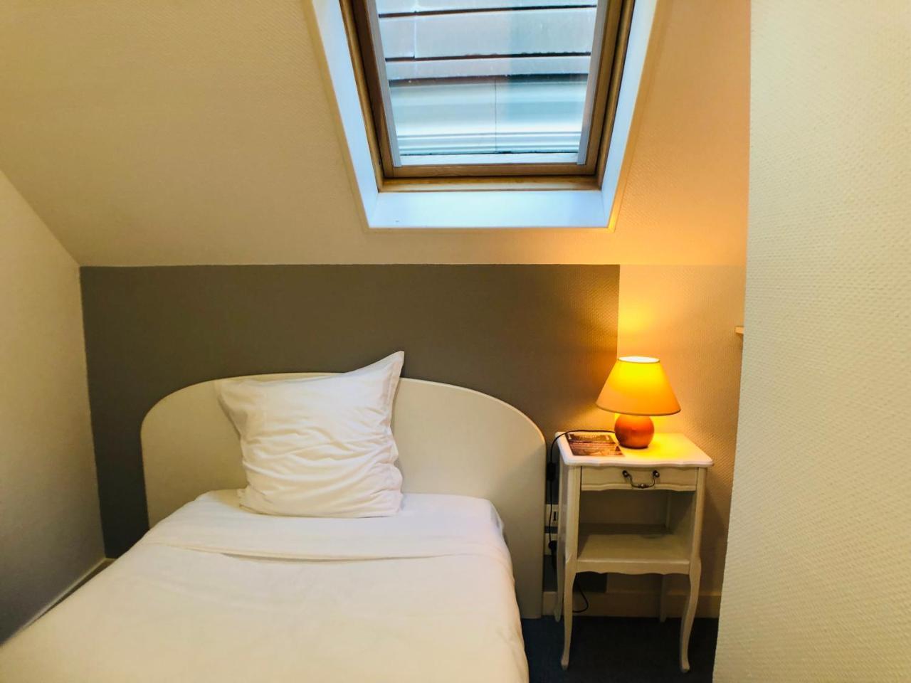 Cit'Hotel Le Volney 쏘뮤흐 외부 사진
